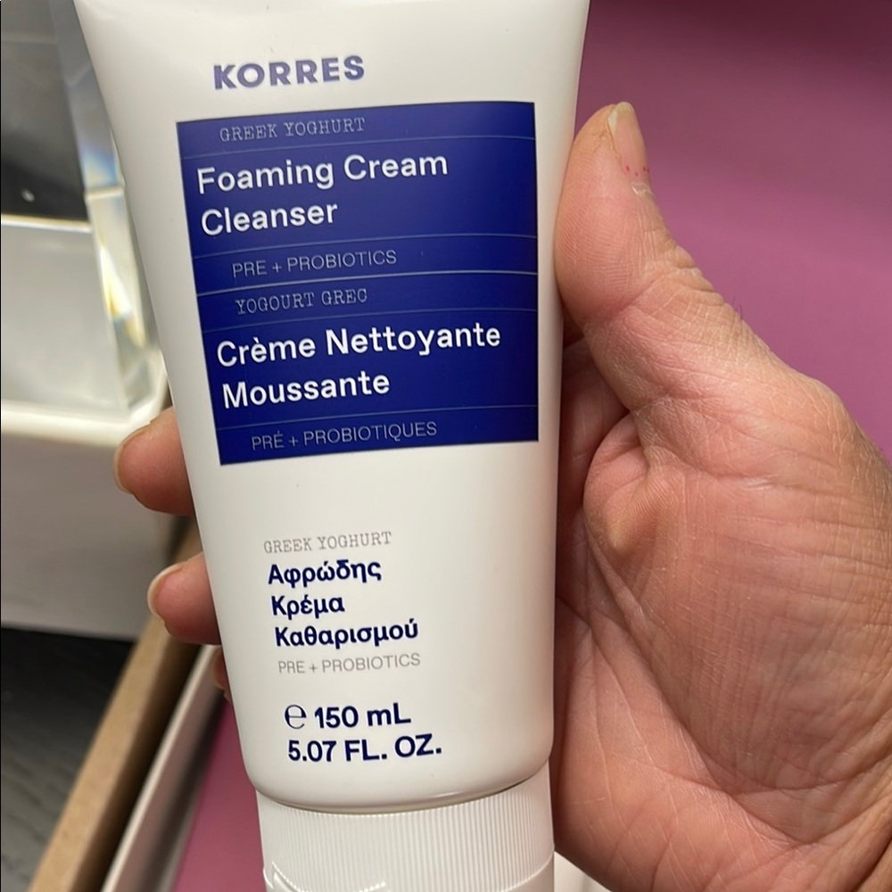 KORRES foaming cream cleanser 5.07oz - Picture 5 of 10